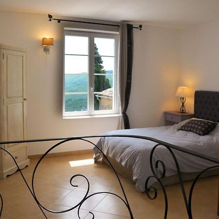 Casale Lucrezia Bed & Breakfast Cagnano Ngoại thất bức ảnh